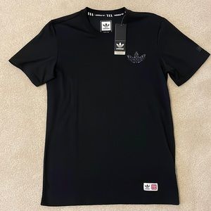 Adidas Tshirt, sz small